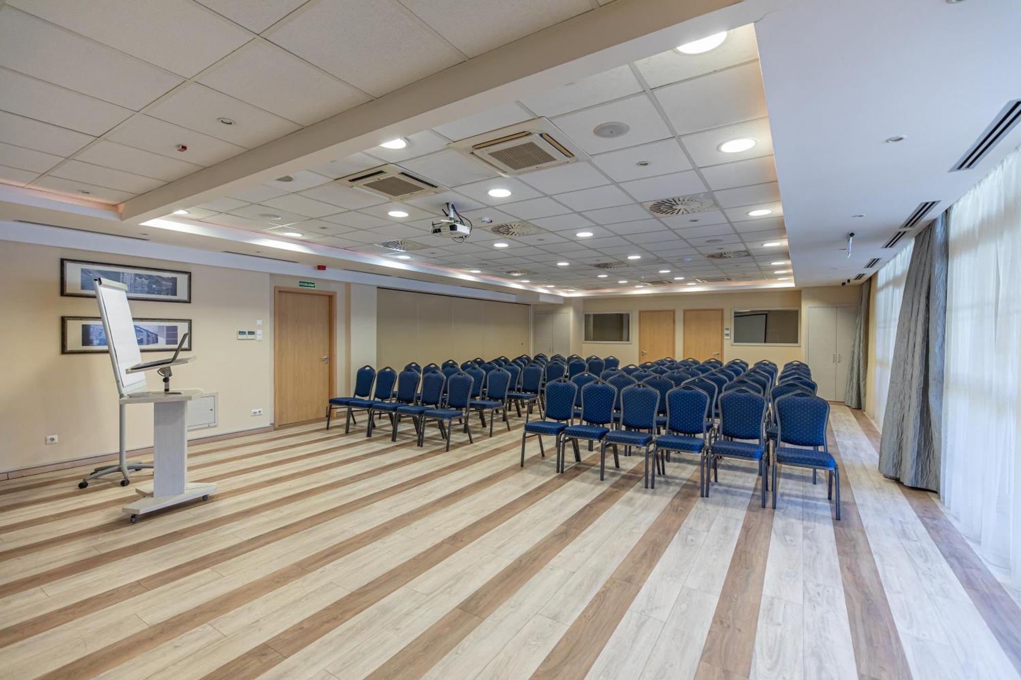 City Hotel Miskolc Dış mekan fotoğraf